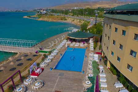 هتل مریت شاهماران وان